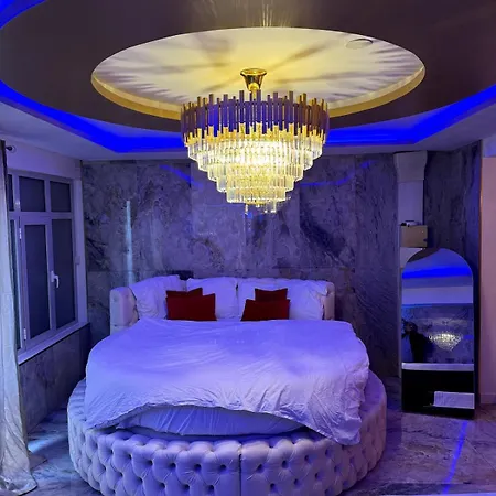 Apartment Golden House 2 - Jacuzzi